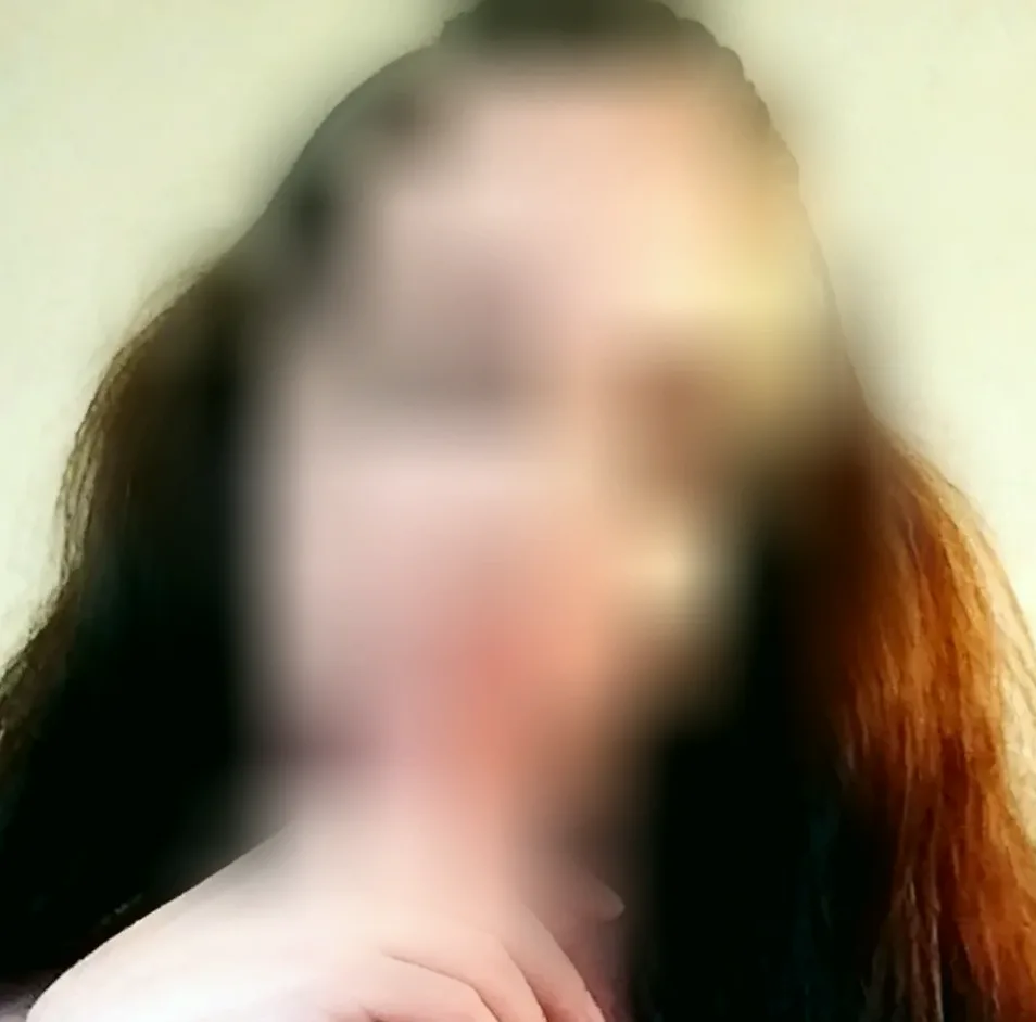 Kirsi, 26