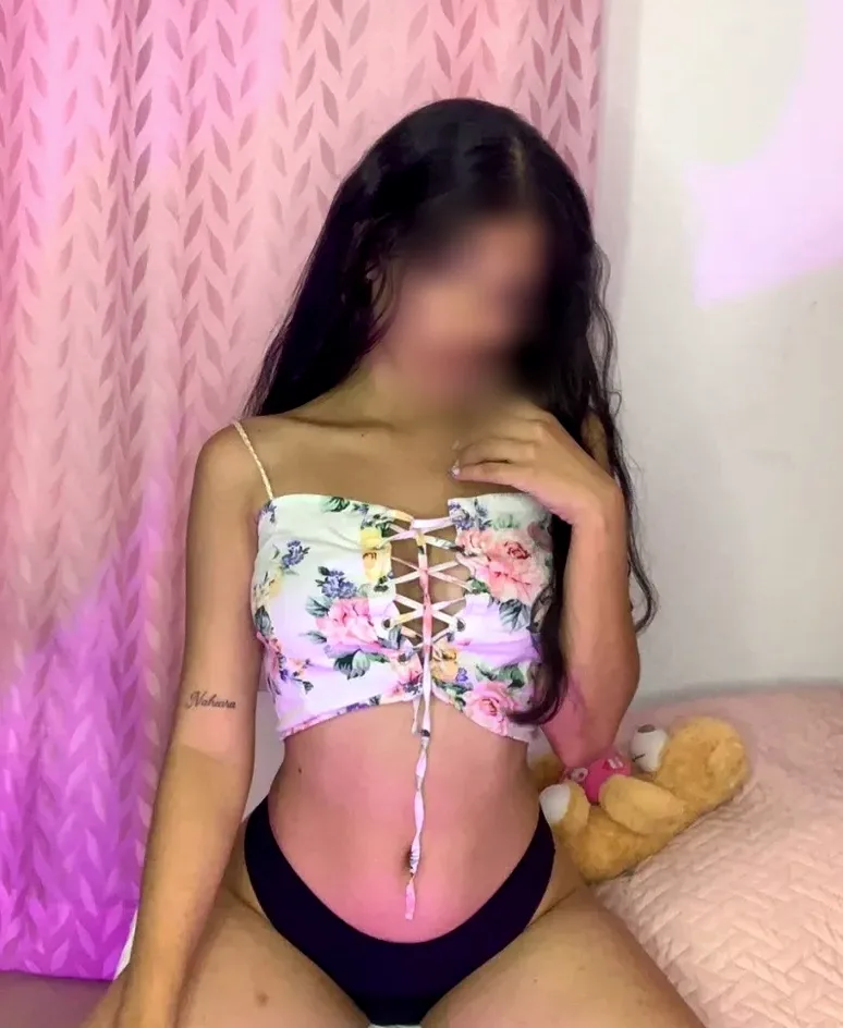 Maria, 22