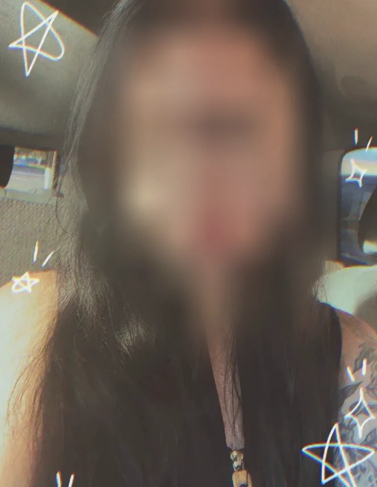 Niina, 23
